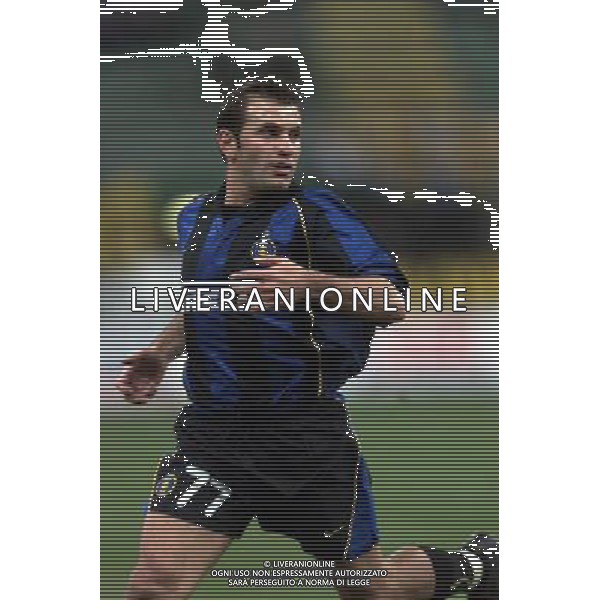 milano 06/12/01 coppa uefa inter - ipswich nella foto okan buruk foto aldo liverani