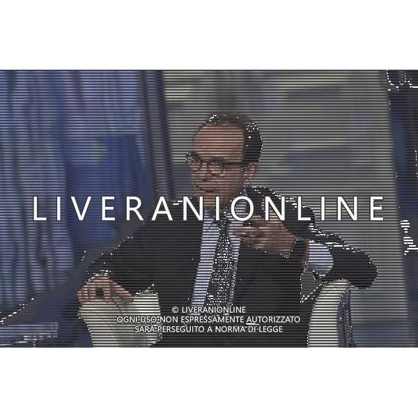 ROMA 22-03-2016 TRASMISSIONE TELEVISIVA PORTA A PORTA OSPITE STEFANO PARISI CANDIDATO SINDACO DI MILANO NELLA FOTO STEFANO PARISI FOTO FABRIZIO CORRADETTI-AG ALDO LIVERANI SAS