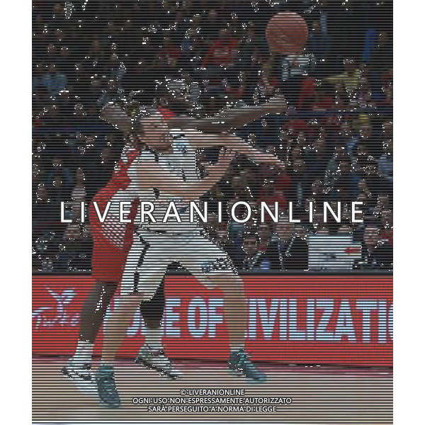 Eurocup 2015/2016 Quarti di Finale Ritorno Milano - 23.03.2016 Emporio Armani Milano-Dolomiti Energia Trento Nella Foto:Charles Jenkins-Toto Forray /Ph.Vitez-Ag. Aldo Liverani