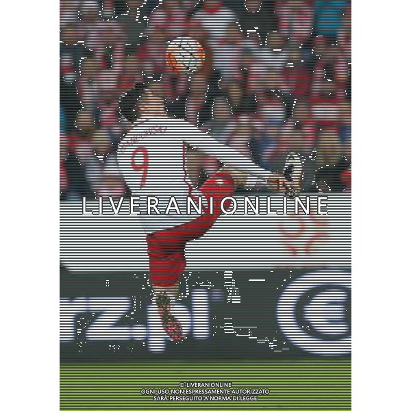 POZNAN 2016.03.23 SPORT PILKA NOZNA MIEDZYNARODOWY MECZ TOWARZYSKI POLSKA - SERBIA NZ. ROBERT LEWANDOWSKI FOT. MICHAL CHWIEDUK / FOKUSMEDIA POZNAN 2016.03.23 SPORT FOOTBALL INTERNATIONAL FRIENDLY MATCH POLAND - SERBIA FOT. MICHAL CHWIEDUK / FOKUSMEDIA / NEWSPIX.PL --- Newspix.pl/ AGENZIA ALDO LIVERANI SAS - ITALY ONLY EDITORIAL USE ONLY - POLONIA - SERBIA PARTITA AMICHEVOLE INTERNAZIONALE A POZNAN 23/03/2016