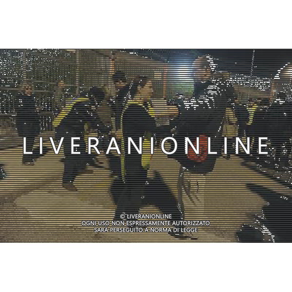 Amichevole Udine - 24.03.2016 Italia-Spagna Nella Foto: La coda di tifosi che si e\' formata per i controlli delle borse e zaini da parte degli steward e polizia con il metaldetector /Ph.Vitez-Ag. Aldo Liverani