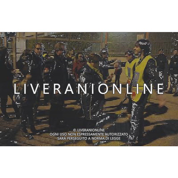 Amichevole Udine - 24.03.2016 Italia-Spagna Nella Foto: La coda di tifosi che si e\' formata per i controlli delle borse e zaini da parte degli steward e polizia con il metaldetector /Ph.Vitez-Ag. Aldo Liverani