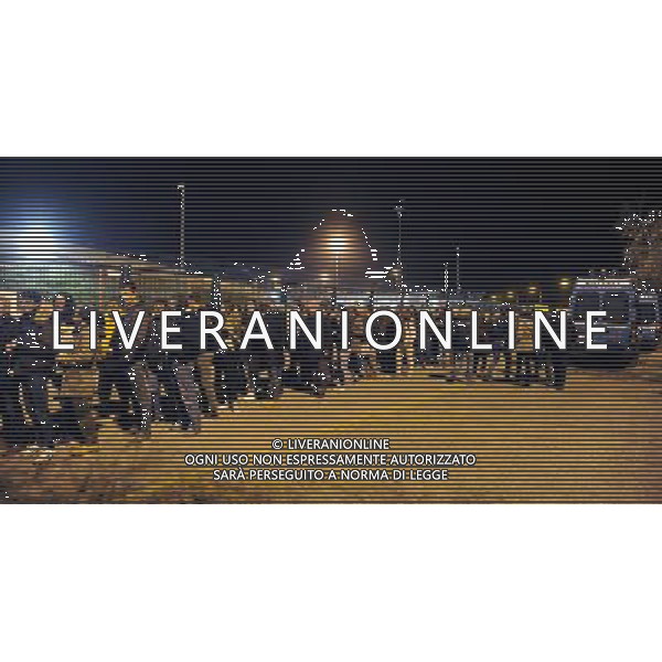 Amichevole Udine - 24.03.2016 Italia-Spagna Nella Foto: La coda di tifosi che si e\' formata per i controlli delle borse e zaini da parte degli steward e polizia con il metaldetector /Ph.Vitez-Ag. Aldo Liverani