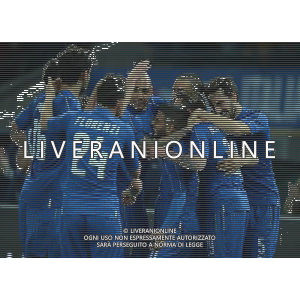 Amichevole Udine - 24.03.2016 Italia-Spagna Nella Foto: abbracci esultanza dopo il gol di lorenzo insigne /Ph.Vitez-Ag. Aldo Liverani