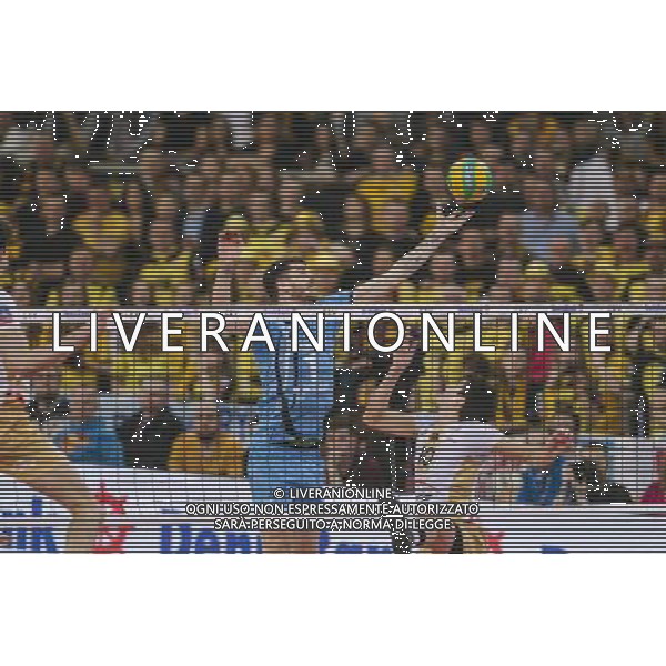24.03.2016 LODZ , ATLAS ARENA SIATKOWKA MEZCZYZN, VOLLEYBALL MENS\'S CEV LIGA MISTRZOW (CEV CHAMPIONS LEAGUE MECZ (GAME) PGE SKRA BELCHATOW - ZENIT KAZAN NZ MATTHEW ANDERSON , NICOLAS URIARTE FOTO RADOSLAW JOZWIAK / CYFRASPORT/NEWSPIX.PL --- Newspix.pl AG ALDO LIVERANI SAS ONLY ITALY *** Local Caption *** www.newspix.pl mail us: info@newspix.pl call us: 0048 022 23 22 222 --- Polish Picture Agency by Ringier Axel Springer Poland