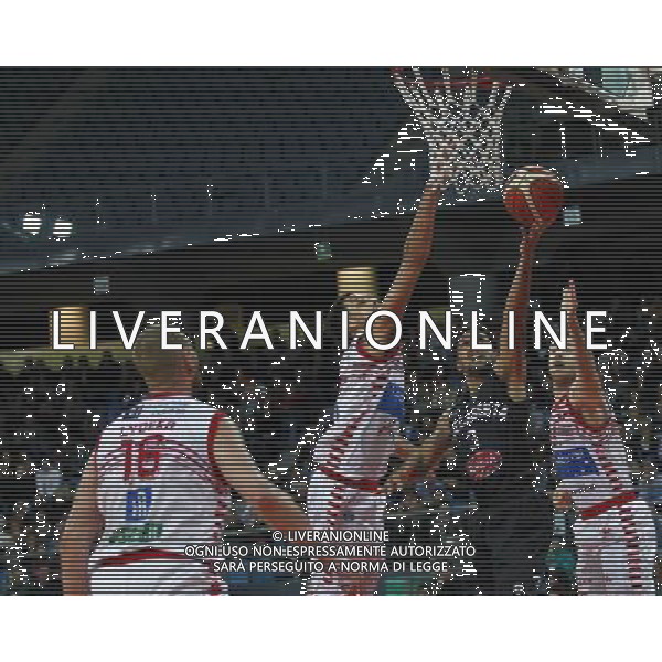 Lega Basket serie A, 10» giornata di ritorno, Consultinvest Pesaro vs Pasta Reggia Caserta 26/03/2016 nella foto: SIVA PEYTON, SALE AL FERRO, ©CLAUDIO ZAMAGNI/AGENZIA ALDO LIVERANI S.A.S.