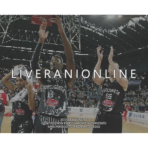 Lega Basket serie A, 10» giornata di ritorno, Consultinvest Pesaro vs Pasta Reggia Caserta 26/03/2016 nella foto: L\'ESULTANZA FINALE, DELLA PASTA REGGIA CASERTA, ©CLAUDIO ZAMAGNI/AGENZIA ALDO LIVERANI S.A.S.