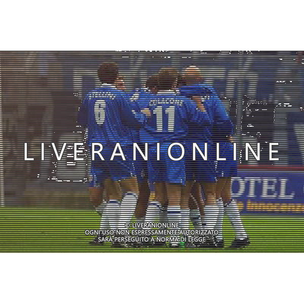 como - brescia 11/11/2001 coppa italia nella foto ESULTANZA COMO fotoservizio aldo liverani