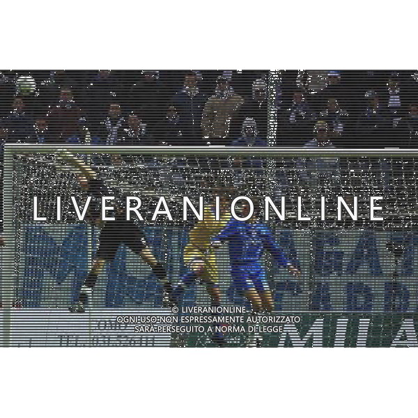 como - brescia 11/11/2001 coppa italia nella foto ALEX BRUNNER IN USCITA fotoservizio aldo liverani