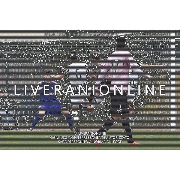 68 Torneo di Viareggio Finale Viareggio - 30.03.2016 - Stadio dei Pini - Juventus vs Palermo - nella foto: il gol dell\'1 a 1 di Antonino La Gumina /Ph. Corradetti - Ag. Aldo Liverani Sas Â© / AGENZIA ALDO LIVERANI SAS