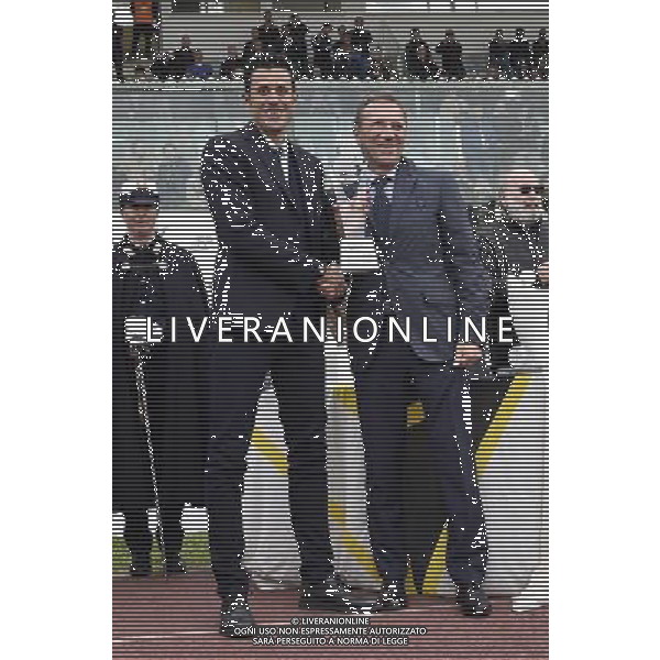 68 Torneo di Viareggio Finale Viareggio - 30.03.2016 - Stadio dei Pini - Juventus vs Palermo - nella foto: Fabio Grosso con il premio /Ph. Corradetti - Ag. Aldo Liverani Sas Â© / AGENZIA ALDO LIVERANI SAS