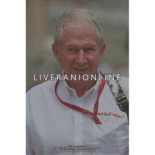 Dr Helmut Marko (AUT) Red Bull Motorsport Consultant. 01.04.2016. Formula 1 World Championship, Rd 2, Bahrain Grand Prix, Sakhir, Bahrain, Practice Day AG ALDO LIVERANI SAS ONLY ITALY