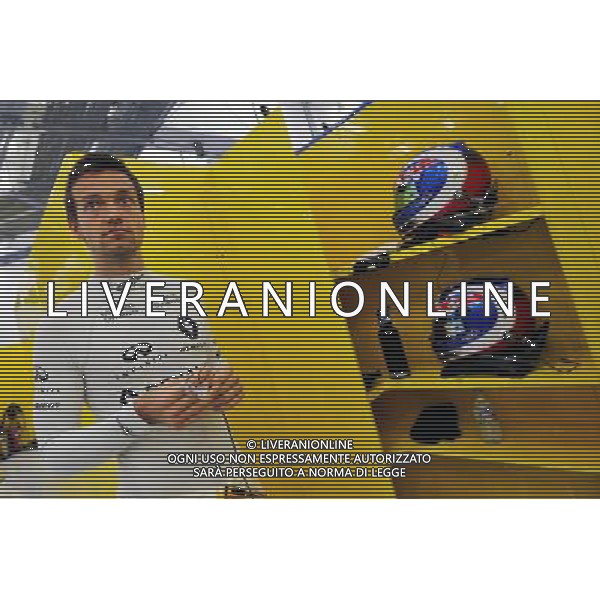 Jolyon Palmer (GBR) Renault Sport F1 Team. 01.04.2016. Formula 1 World Championship, Rd 2, Bahrain Grand Prix, Sakhir, Bahrain, Practice Day AG ALDO LIVERANI SAS ONLY ITALY