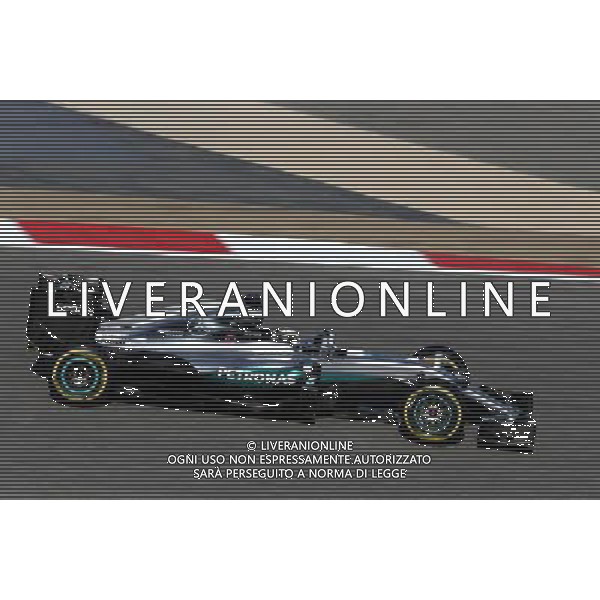 Lewis Hamilton (GBR), Mercedes AMG F1 Team 02.04.2016. Formula 1 World Championship, Rd 2, Bahrain Grand Prix, Sakhir, Bahrain, Qualifying Day. AG ALDO LIVERANI SAS ONLY ITALY