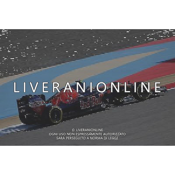 Carlos Sainz (ESP), Scuderia Toro Rosso 02.04.2016. Formula 1 World Championship, Rd 2, Bahrain Grand Prix, Sakhir, Bahrain, Qualifying Day. AG ALDO LIVERANI SAS ONLY ITALY