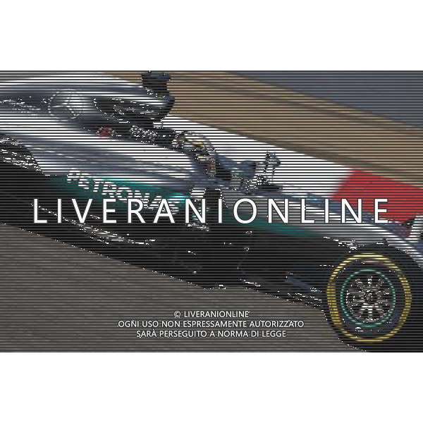 Lewis Hamilton (GBR), Mercedes AMG F1 Team 02.04.2016. Formula 1 World Championship, Rd 2, Bahrain Grand Prix, Sakhir, Bahrain, Qualifying Day. AG ALDO LIVERANI SAS ONLY ITALY