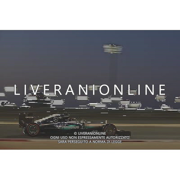 Lewis Hamilton (GBR) Mercedes AMG F1 W07 Hybrid. 02.04.2016. Formula 1 World Championship, Rd 2, Bahrain Grand Prix, Sakhir, Bahrain, Qualifying Day. AG ALDO LIVERANI SAS ONLY ITALY