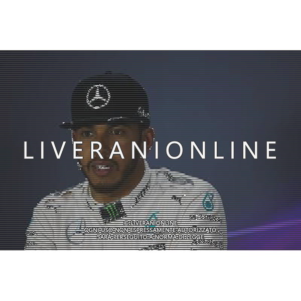 Lewis Hamilton (GBR) Mercedes AMG F1 in the FIA Press Conference. 02.04.2016. Formula 1 World Championship, Rd 2, Bahrain Grand Prix, Sakhir, Bahrain, Qualifying Day. AG ALDO LIVERANI SAS ONLY ITALY