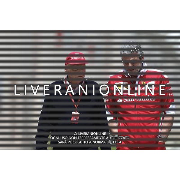 Team principals \'meeting to discuss about the qualifying system. Niki Lauda (AUT) AMG Mercedes F1 Team, Non-Executive Chairman and Maurizio Arrivabene (ITA), Team Principal, Scuderia Ferrari 03.04.2016. Formula 1 World Championship, Rd 2, Bahrain Grand Prix, Sakhir, Bahrain, Race Day. AG ALDO LIVERANI SAS ONLY ITALY