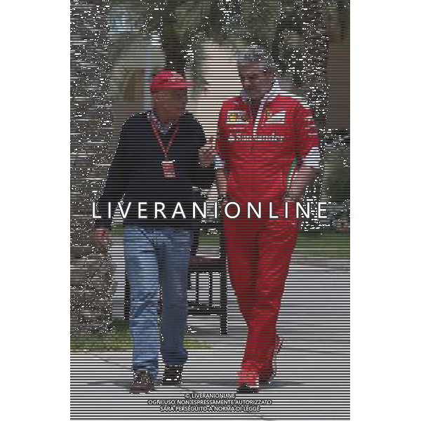 Team principals \'meeting to discuss about the qualifying system. Niki Lauda (AUT) AMG Mercedes F1 Team, Non-Executive Chairman and Maurizio Arrivabene (ITA), Team Principal, Scuderia Ferrari 03.04.2016. Formula 1 World Championship, Rd 2, Bahrain Grand Prix, Sakhir, Bahrain, Race Day. AG ALDO LIVERANI SAS ONLY ITALY
