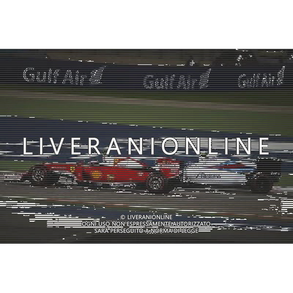 Kimi Raikkonen (FIN) Ferrari SF16-H and Valtteri Bottas (FIN) Williams FW38 battle for position. 03.04.2016. Formula 1 World Championship, Rd 2, Bahrain Grand Prix, Sakhir, Bahrain, Race Day. AG ALDO LIVERANI SAS ONLY ITALY