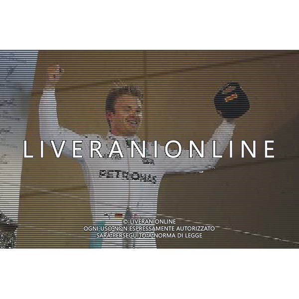 Race winner Nico Rosberg (GER) Mercedes AMG F1 celebrates on the podium. 03.04.2016. Formula 1 World Championship, Rd 2, Bahrain Grand Prix, Sakhir, Bahrain, Race Day. AG ALDO LIVERANI SAS ONLY ITALY