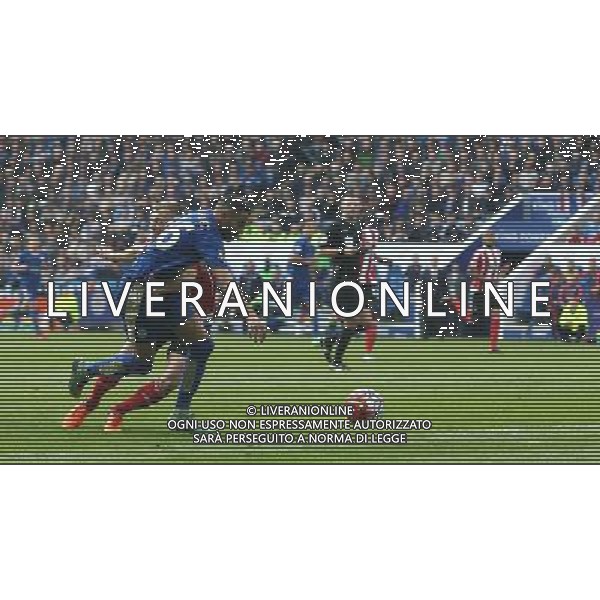 Leicester City\'s Riyad Mahrez is held back by Southampton\'s James Ward-Prowse Photographer Stephen White/CameraSport Football - Barclays Premiership - Leicester City v Southampton - Sunday 3rd April 2016 - King Power Stadium - Leicester © CameraSport - 43 Linden Ave. Countesthorpe. Leicester. England. LE8 5PG - Tel: +44 (0) 116 277 4147 - admin@camerasport.com - www.camerasport.com AG ALDO LIVERANI SAS ONLY ITALY