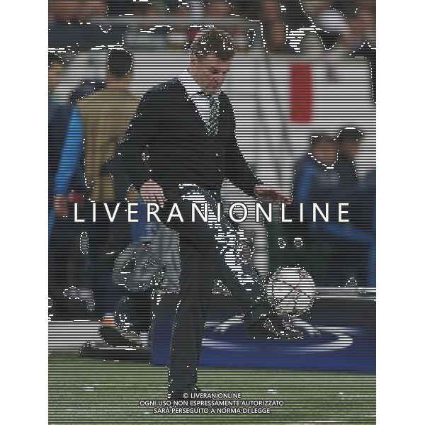 firo Fu§ball, Fussball, 06.04.2016 Uefa Champions League, CL Saison 2015/2016 Viertelfinale, Hinspiel VfL Wolfsburg - Real Madrid CF 2:0 VfL Trainer Dieter Hecking, Einzelaktion $worldrights Es gelten unsere AGB, einsehbar auf www.firosportphoto.de copyright by firo sportphoto: Coesfelder Str.207 48249 DŸlmen www.firosportphoto.de mail@firosportphoto.de (V o l k s b a n k B o c h u m - W i t t e n ) IBAN DE68 4306 0129 0341 1171 00 Tel:Ê 02594 - 9916004 Fax:Ê02594 - 9916005 AG ALDO LIVERANI SAS ONLY ITALY