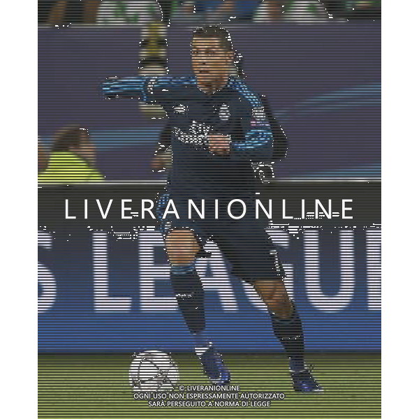 firo Fu§ball, Fussball, 06.04.2016 Uefa Champions League, CL Saison 2015/2016 Viertelfinale, Hinspiel VfL Wolfsburg - Real Madrid CF 2:0 Real Cristiano Ronaldo, Einzelaktion $worldrights Es gelten unsere AGB, einsehbar auf www.firosportphoto.de copyright by firo sportphoto: Coesfelder Str.207 48249 DŸlmen www.firosportphoto.de mail@firosportphoto.de (V o l k s b a n k B o c h u m - W i t t e n ) IBAN DE68 4306 0129 0341 1171 00 Tel:Ê 02594 - 9916004 Fax:Ê02594 - 9916005 AG ALDO LIVERANI SAS ONLY ITALY