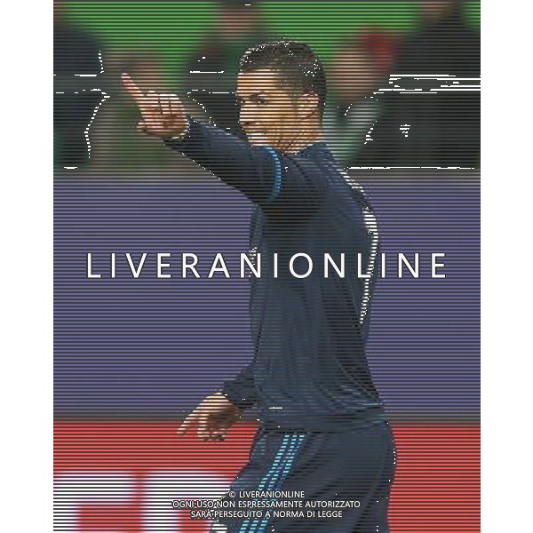 firo Fu§ball, Fussball, 06.04.2016 Uefa Champions League, CL Saison 2015/2016 Viertelfinale, Hinspiel VfL Wolfsburg - Real Madrid CF 2:0 Real Cristiano Ronaldo, Gestik, Geste $worldrights Es gelten unsere AGB, einsehbar auf www.firosportphoto.de copyright by firo sportphoto: Coesfelder Str.207 48249 DŸlmen www.firosportphoto.de mail@firosportphoto.de (V o l k s b a n k B o c h u m - W i t t e n ) IBAN DE68 4306 0129 0341 1171 00 Tel:Ê 02594 - 9916004 Fax:Ê02594 - 9916005 AG ALDO LIVERANI SAS ONLY ITALY
