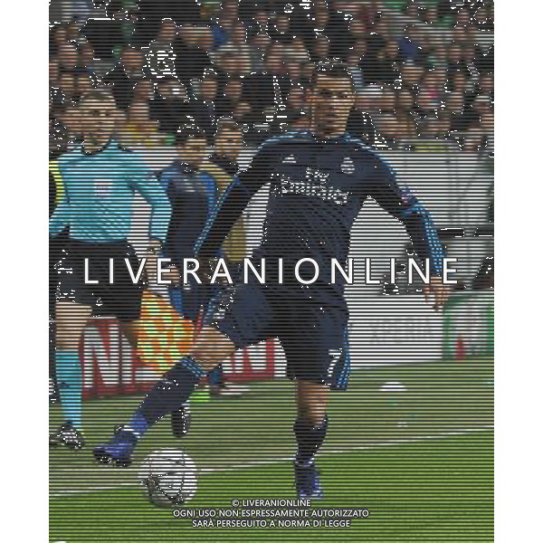 firo Fu§ball, Fussball, 06.04.2016 Uefa Champions League, CL Saison 2015/2016 Viertelfinale, Hinspiel VfL Wolfsburg - Real Madrid CF 2:0 Real Cristiano Ronaldo, Einzelaktion $worldrights Es gelten unsere AGB, einsehbar auf www.firosportphoto.de copyright by firo sportphoto: Coesfelder Str.207 48249 DŸlmen www.firosportphoto.de mail@firosportphoto.de (V o l k s b a n k B o c h u m - W i t t e n ) IBAN DE68 4306 0129 0341 1171 00 Tel:Ê 02594 - 9916004 Fax:Ê02594 - 9916005 AG ALDO LIVERANI SAS ONLY ITALY