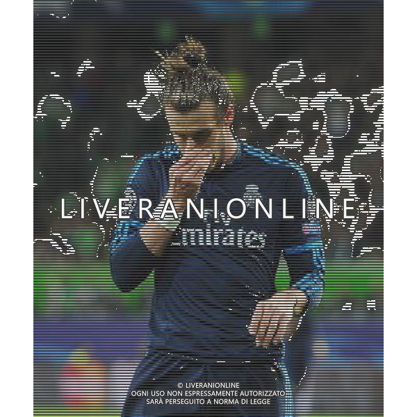 firo Fu§ball, Fussball, 06.04.2016 Uefa Champions League, CL Saison 2015/2016 Viertelfinale, Hinspiel VfL Wolfsburg - Real Madrid CF Real Gareth Bale, EnttŠuschung enttŠuscht Enttaeuschung enttaeuscht unzufrieden, Gestik, Geste $worldrights Es gelten unsere AGB, einsehbar auf www.firosportphoto.de copyright by firo sportphoto: Coesfelder Str.207 48249 DŸlmen www.firosportphoto.de mail@firosportphoto.de (V o l k s b a n k B o c h u m - W i t t e n ) IBAN DE68 4306 0129 0341 1171 00 Tel:Ê 02594 - 9916004 Fax:Ê02594 - 9916005 AG ALDO LIVERANI SAS ONLY ITALY