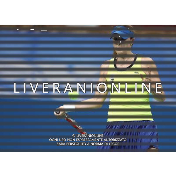 KATOWICE , HALA SPODEK 07.04.2016 SPORT TENIS KOBIETY TURNIEJ SINGLOWY WTA KATOWICE OPEN I RUNDA 1/8 FINALU FRANCESCA SCHIAVONE ( ITA ) - ALIZE CORNET ( FRA ) NZ ALIZE CORNET FOT MICHAL NOWAK / NEWSPIX.PL KATOWICE , HALA SPODEK 07.04.2016 TENNIS WOMAN SINGLES WTA INTERNATIONAL KATOWICE OPEN 1ST ROUND 1/8 FRANCESCA SCHIAVONE ( ITA ) - ALIZE CORNET ( FRA ) ALIZE CORNET MICHAL NOWAK / NEWSPIX.PL --- Newspix.pl / AGENZIA ALDO LIVERANI SAS - ITALY ONLY EDITORIAL USE ONLY 
