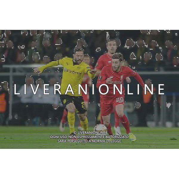 2016.04.07 Dortmund Pilka nozna UEFA Liga Europy Cwiercfinal 1/4 Finalu sezon 2015/2016 Borussia Dortmund - FC Liverpool N/Z Gonzalo Castro Adam Lallana Foto Pawel Andrachiewicz / Pressfocus/NEWSPIX.PL 2016.04.07 Dortmund Football UEFA Europa League 1/4 season 2015/2016 Borussia Dortmund - FC Liverpool Gonzalo Castro Adam Lallana Photo Pawel Andrachiewicz / Pressfocus --- Newspix.pl / AGENZIA ALDO LIVERANI SAS - ITALY ONLY EDITORIAL USE ONLY 