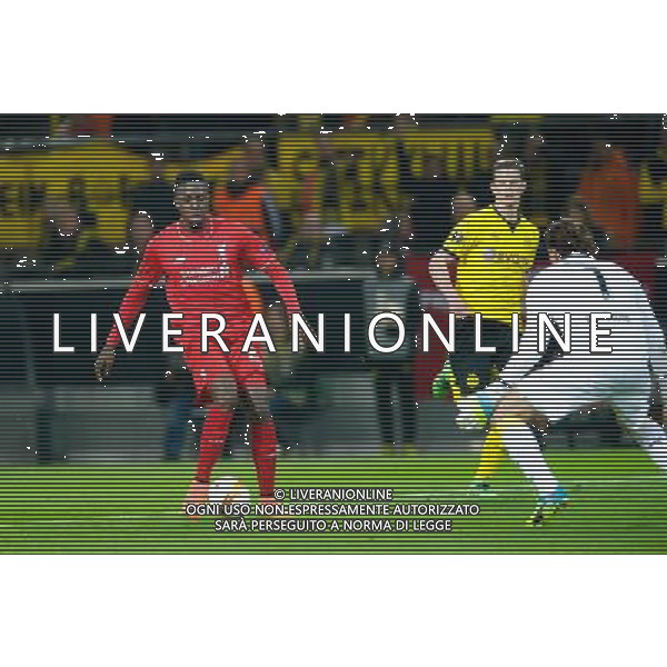 2016.04.07 Dortmund Pilka nozna UEFA Liga Europy Cwiercfinal 1/4 Finalu sezon 2015/2016 Borussia Dortmund - FC Liverpool N/Z Divock Origi Roman Weidenfeller Foto Pawel Andrachiewicz / Pressfocus/NEWSPIX.PL 2016.04.07 Dortmund Football UEFA Europa League 1/4 season 2015/2016 Borussia Dortmund - FC Liverpool Divock Origi Roman Weidenfeller Photo Pawel Andrachiewicz / Pressfocus --- Newspix.pl / AGENZIA ALDO LIVERANI SAS - ITALY ONLY EDITORIAL USE ONLY 