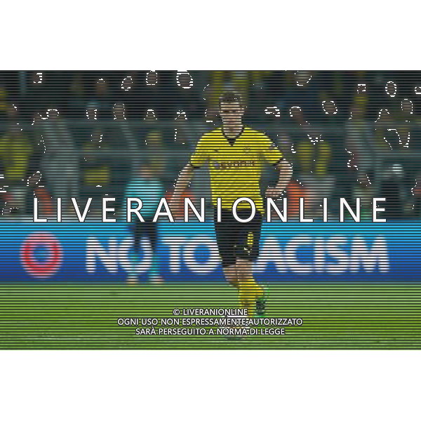 2016.04.07 Dortmund Pilka nozna UEFA Liga Europy Cwiercfinal 1/4 Finalu sezon 2015/2016 Borussia Dortmund - FC Liverpool N/Z Sven Bender Foto Pawel Andrachiewicz / Pressfocus/NEWSPIX.PL 2016.04.07 Dortmund Football UEFA Europa League 1/4 season 2015/2016 Borussia Dortmund - FC Liverpool Sven Bender Photo Pawel Andrachiewicz / Pressfocus --- Newspix.pl / AGENZIA ALDO LIVERANI SAS - ITALY ONLY EDITORIAL USE ONLY 