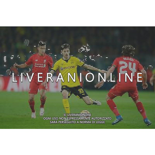 2016.04.07 Dortmund Pilka nozna UEFA Liga Europy Cwiercfinal 1/4 Finalu sezon 2015/2016 Borussia Dortmund - FC Liverpool N/Z Julian Weigl Foto Pawel Andrachiewicz / Pressfocus/NEWSPIX.PL 2016.04.07 Dortmund Football UEFA Europa League 1/4 season 2015/2016 Borussia Dortmund - FC Liverpool Julian Weigl Photo Pawel Andrachiewicz / Pressfocus --- Newspix.pl / AGENZIA ALDO LIVERANI SAS - ITALY ONLY EDITORIAL USE ONLY 