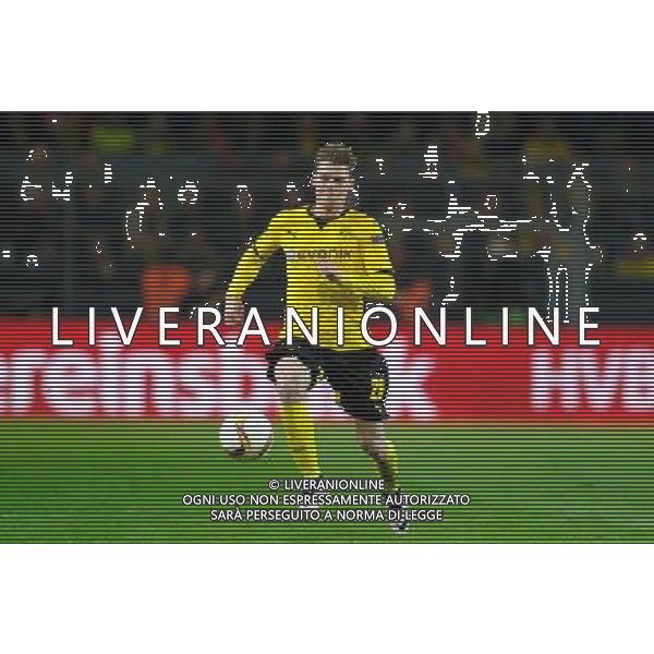 2016.04.07 Dortmund Pilka nozna UEFA Liga Europy Cwiercfinal 1/4 Finalu sezon 2015/2016 Borussia Dortmund - FC Liverpool N/Z Lukasz Piszczek sylwetka Foto Pawel Andrachiewicz / Pressfocus/NEWSPIX.PL 2016.04.07 Dortmund Football UEFA Europa League 1/4 season 2015/2016 Borussia Dortmund - FC Liverpool Lukasz Piszczek sylwetka Photo Pawel Andrachiewicz / Pressfocus --- Newspix.pl / AGENZIA ALDO LIVERANI SAS - ITALY ONLY EDITORIAL USE ONLY 