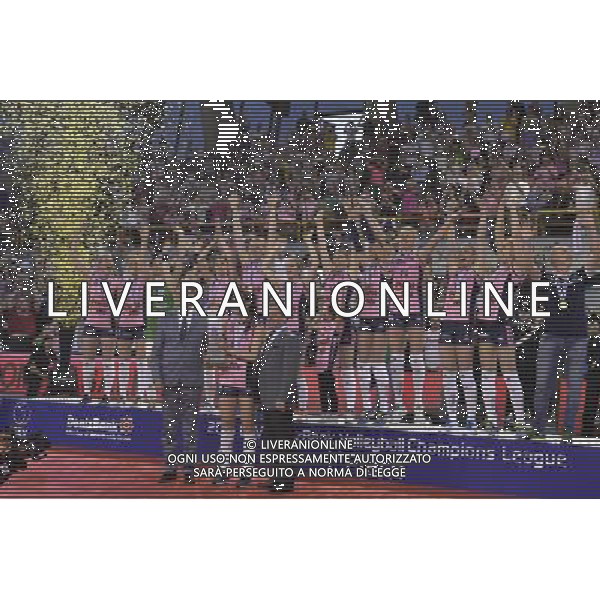 esultanza Casalmaggiore ,final four volley montichiari Vakifbank Istanbul - Pomi\' Casalmaggiore finale primo secondo posto ,Brescia 10 aprile 2016. AG ALDO LIVERANI SAS