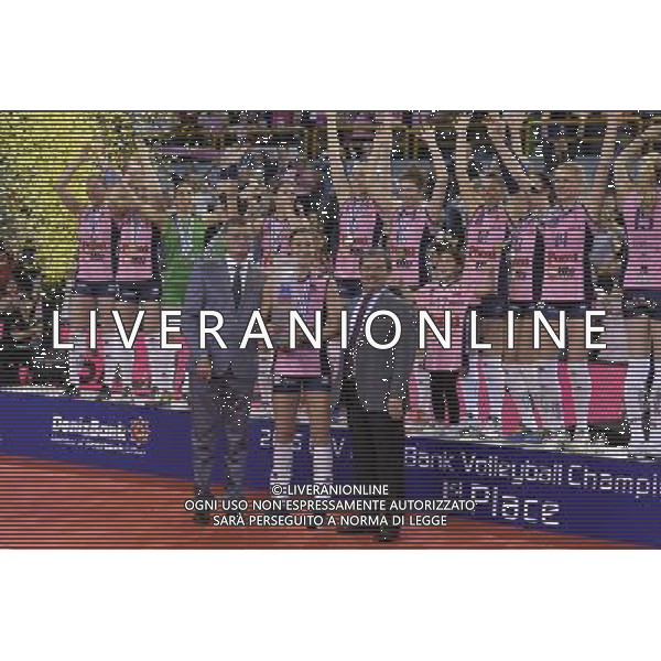 esultanza Casalmaggiore ,final four volley montichiari Vakifbank Istanbul - Pomi\' Casalmaggiore finale primo secondo posto ,Brescia 10 aprile 2016. AG ALDO LIVERANI SAS