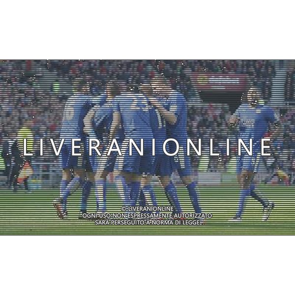 Leicester City\'s Jamie Vardy is swamped by team-mates as he celebrates scoring the opening goal Photographer Stephen WhiteCameraSport Football - Barclays Premiership - Sunderland v Leicester City - Sunday 10th April 2016 - Stadium of Light - Sunderland Â© CameraSport - 43 Linden Ave. Countesthorpe. Leicester. England. LE8 5PG - Tel: +44 (0) 116 277 4147 - admin@camerasport.com - www.camerasport.com/ AGENZIA ALDO LIVERANI SAS - ITALY ONLY EDITORIAL USE ONLY 