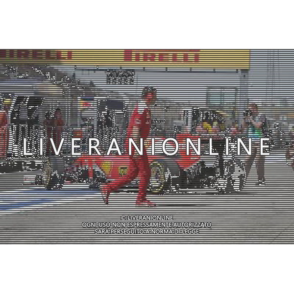 Sebastian Vettel (GER) Ferrari SF16-H in the pits. 15.04.2016. Formula 1 World Championship, Rd 3, Chinese Grand Prix, Shanghai, China, Practice Day. - www.xpbimages.com, EMail: requests@xpbimages.com - copy of publication required for printed pictures. Every used picture is fee-liable. © Copyright: Bearne / XPB Images /Agenzia Aldo Liverani s.a.s./ONLY ITALY-EDITORIAL USE ONLY