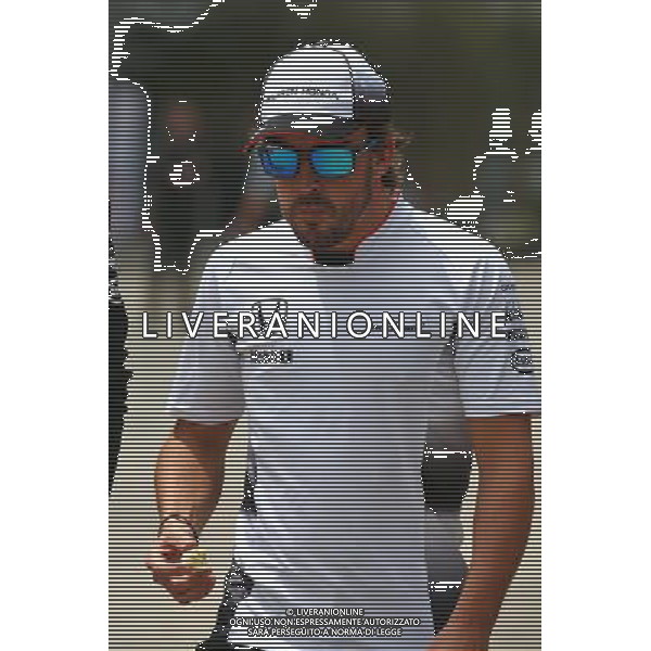 Fernando Alonso (ESP) McLaren. 15.04.2016. Formula 1 World Championship, Rd 3, Chinese Grand Prix, Shanghai, China, Practice Day. - www.xpbimages.com, EMail: requests@xpbimages.com - copy of publication required for printed pictures. Every used picture is fee-liable. © Copyright: Batchelor / XPB Images /Agenzia Aldo Liverani s.a.s./ONLY ITALY-EDITORIAL USE ONLY