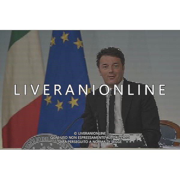 Conferenza stampa dopo il Consiglio dei ministri - Roma - 15.04.2016 - Palazzo Chigi - nella foto: Matteo Renzi /Ph. Corradetti - Ag. Aldo Liverani sas