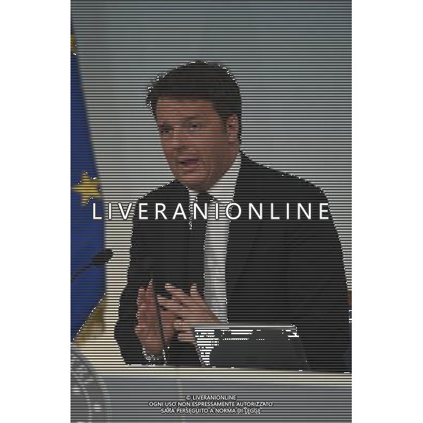 Conferenza stampa dopo il Consiglio dei ministri - Roma - 15.04.2016 - Palazzo Chigi - nella foto: Matteo Renzi /Ph. Corradetti - Ag. Aldo Liverani sas