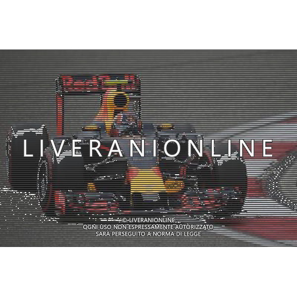 Daniil Kvyat (RUS) Red Bull Racing RB12. 16.04.2016. Formula 1 World Championship, Rd 3, Chinese Grand Prix, Shanghai, China, Qualifying Day. /AGENZIA ALDO LIVERANI SAS - ITALY ONLY - EDITORIAL USE ONLY