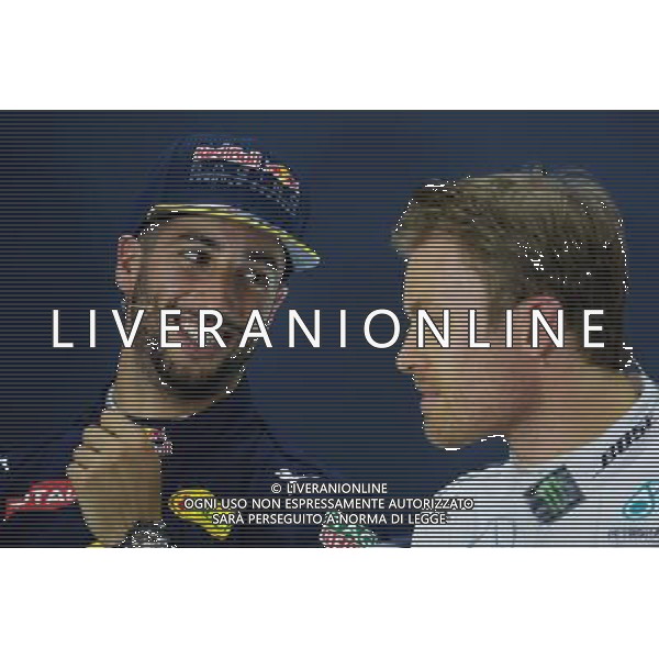 (L to R): Daniel Ricciardo (AUS) Red Bull Racing with Nico Rosberg (GER) Mercedes AMG F1 in the post qualifying FIA Press Conference. 16.04.2016. Formula 1 World Championship, Rd 3, Chinese Grand Prix, Shanghai, China, Qualifying Day. /AGENZIA ALDO LIVERANI SAS - ITALY ONLY - EDITORIAL USE ONLY