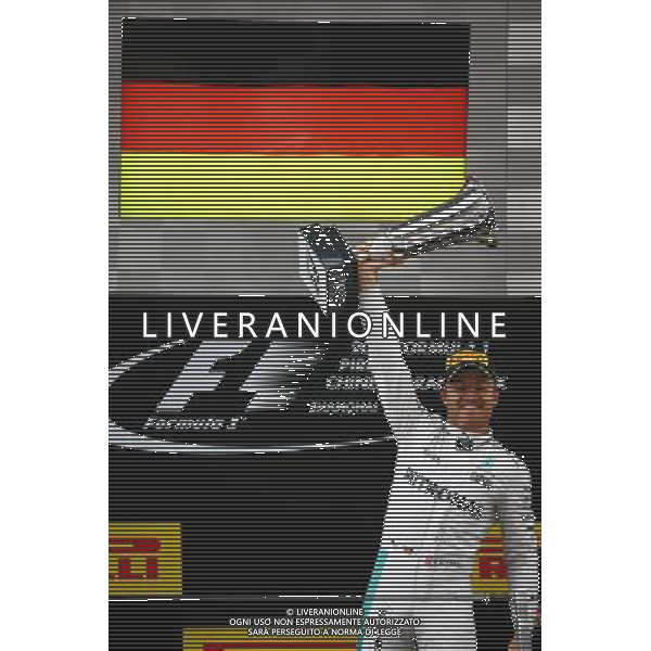 1st place Nico Rosberg (GER) Mercedes Petronas AMG F1. 17.04.2016. Formula 1 World Championship, Rd 3, Chinese Grand Prix, Shanghai, China, Race Day. AG ALDO LIVERANI SAS ONLY ITALY