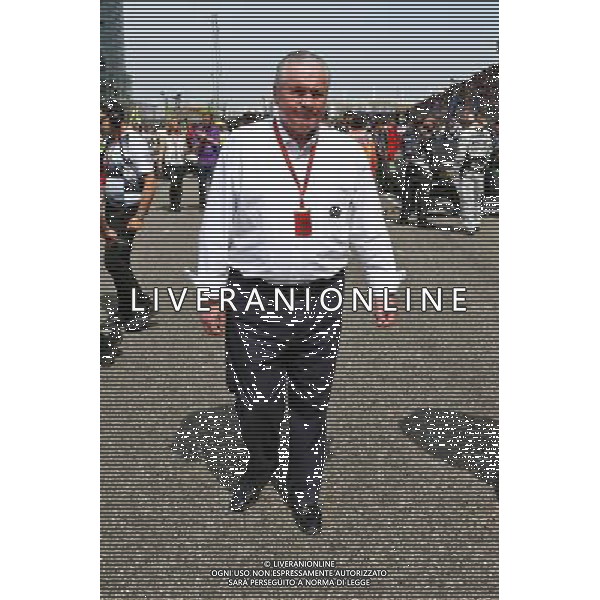 Alan Jones (AUS) FIA Steward on the grid. 17.04.2016. Formula 1 World Championship, Rd 3, Chinese Grand Prix, Shanghai, China, Race Day. AG ALDO LIVERANI SAS ONLY ITALY