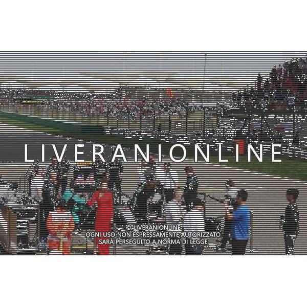 Lewis Hamilton (GBR) Mercedes AMG F1 W07 Hybrid on the grid. 17.04.2016. Formula 1 World Championship, Rd 3, Chinese Grand Prix, Shanghai, China, Race Day. AG ALDO LIVERANI SAS ONLY ITALY